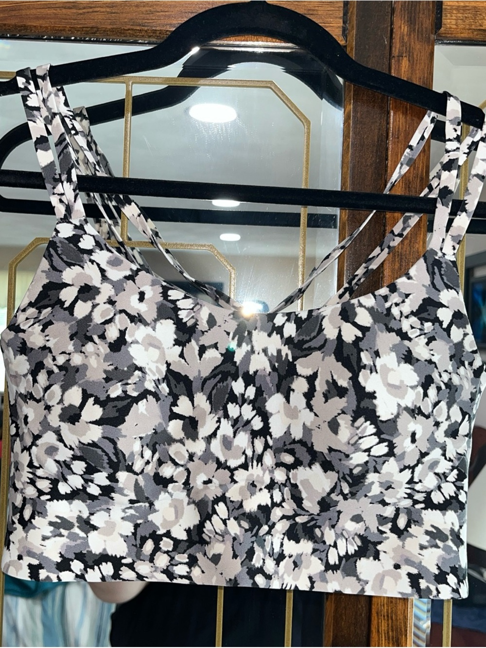 Offline by Aerie Floral-Pattern Workout Bra w/Criscross back Black, Gray & White